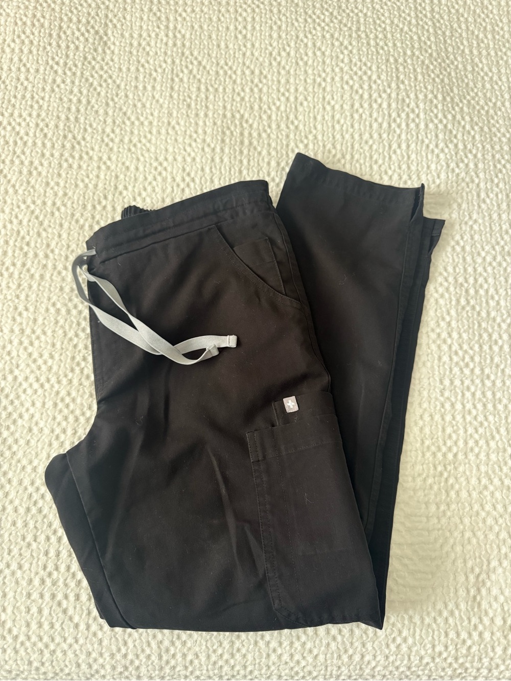 Figs Women's Black Drawstring Scrub Joggers